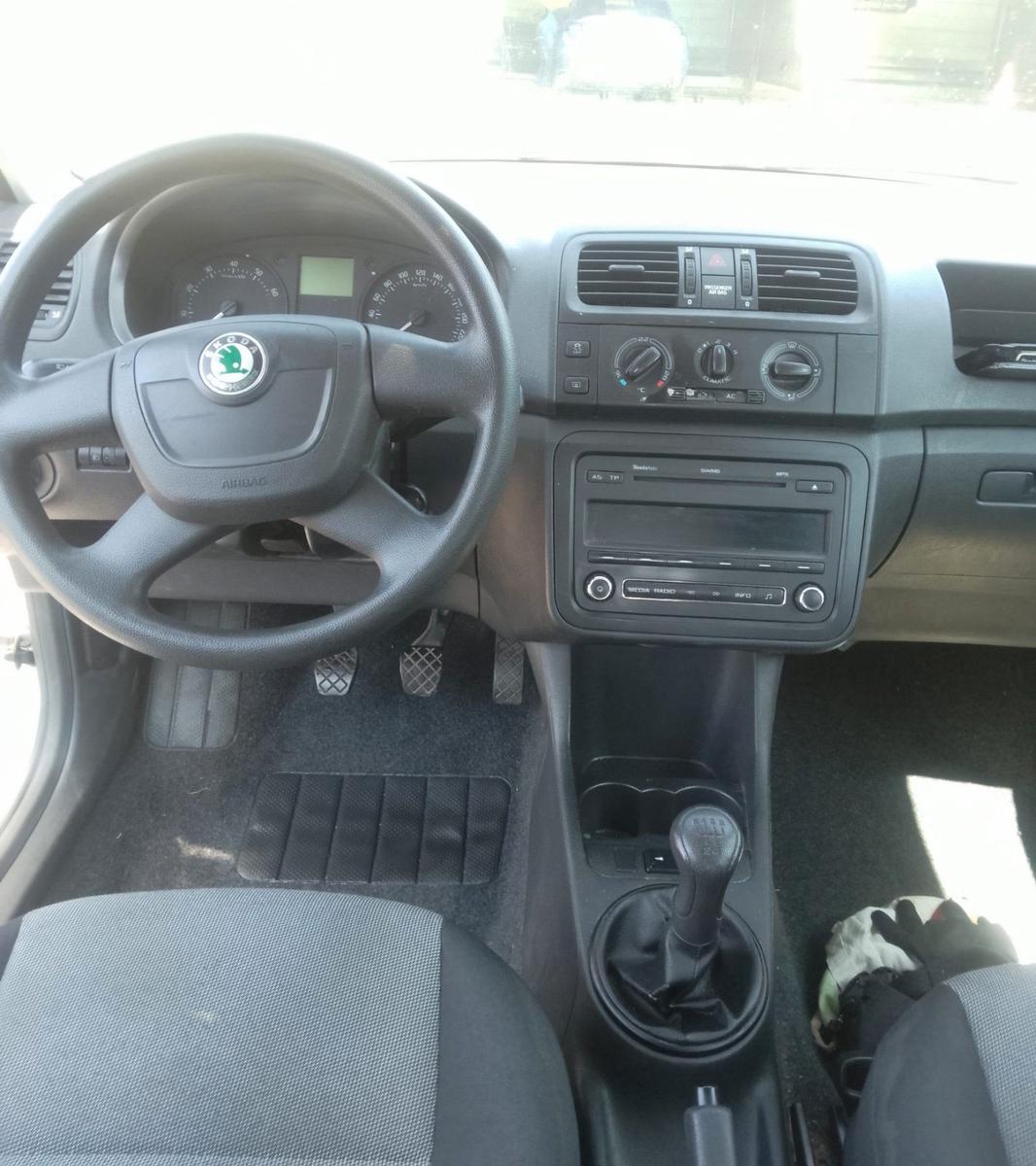 Skoda Fabia 2010 — engine 86 HP (63kW)