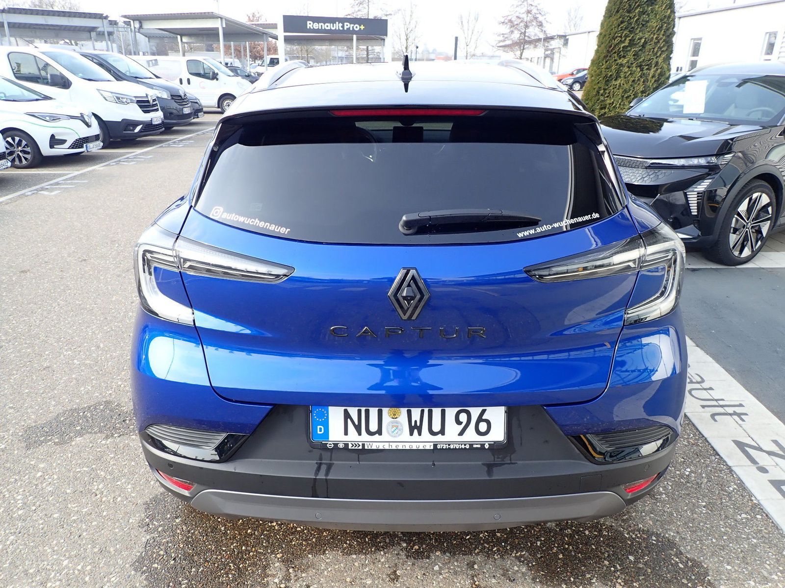 Fahrzeugabbildung Renault Captur Mild Hybrid 160 EDC ESPRIT ALPINE/NAVI/
