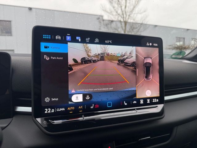 T-Roc R-Line 1.5 l eTSI Navi Area View Apple Car