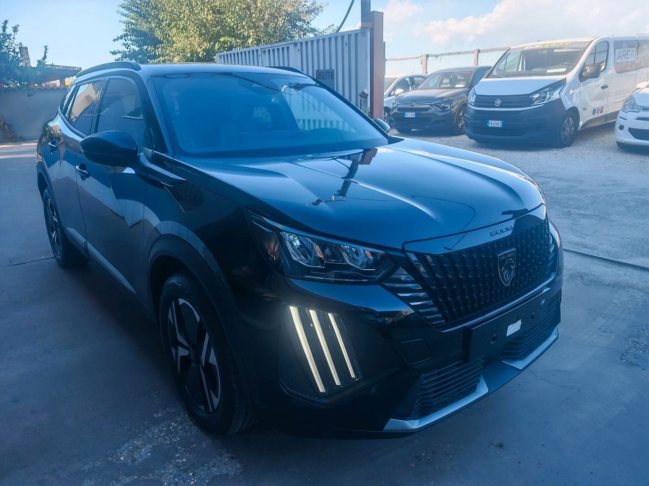 Peugeot 2008 PureTech 100 S&S Allure imagem 2