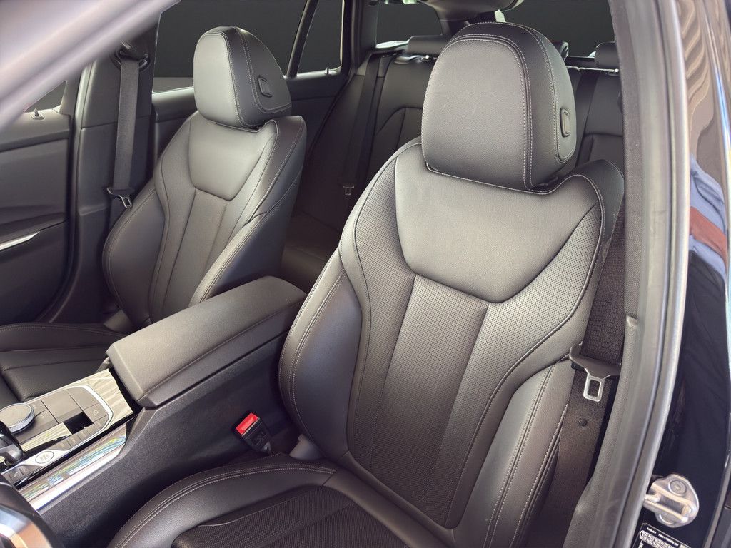 BMW 318i T. SPORTLINE LED NAVI SPORTSITZ PDC SHZ 18" foto 17
