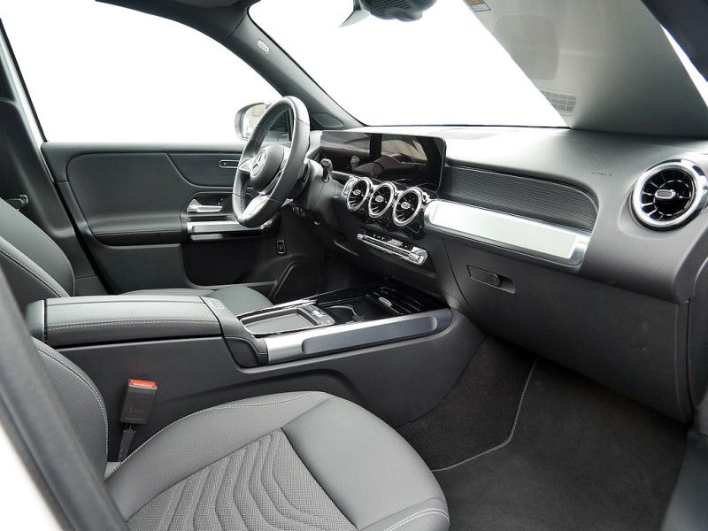 Mercedes-Benz GLB 180 NIGHT PROGRESSIVE AHK DISTR KAMERA PDC foto 7