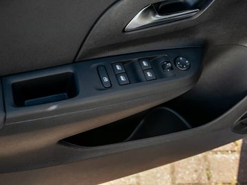 Opel Corsa F e Edition 360° Kamera Spurhalteassistent
