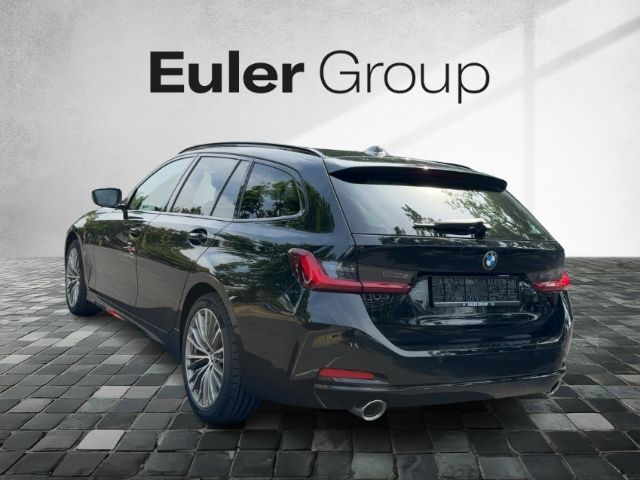 BMW 320 d xDrive Tour ACC Komfort Zugang Curved Disp imagem 3