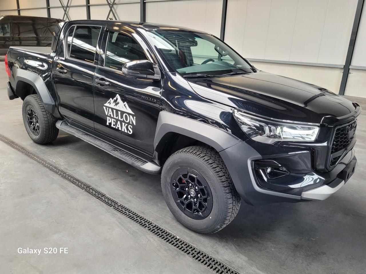 Toyota Hilux 2.8 D-4D 150-KW Automatik 4-WD GR-SPORT