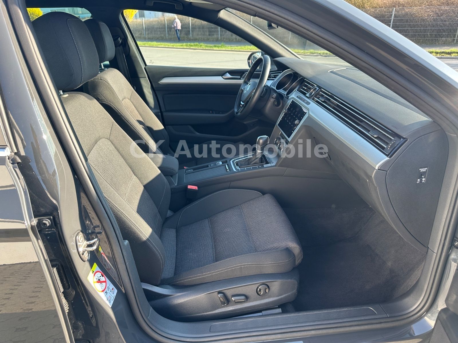 Fahrzeugabbildung Volkswagen Passat Variant Comfortline 2.0TDI/DSG/LED/AHK