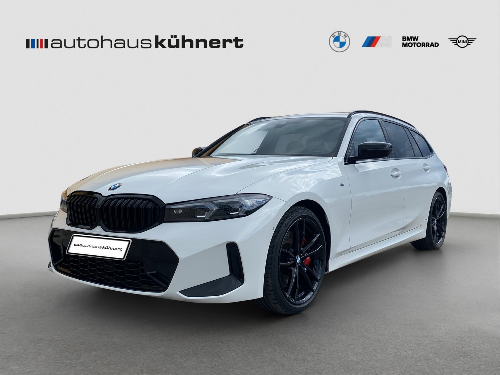 BMW 330i xDrive Touring M-Sport PRO Pano AHK H&K RFK foto 2