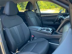 Fahrzeugabbildung Hyundai TUCSON 1.6 T-GDI 48V Trend 4WD *Navi*ACC*LED*SH*