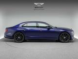 Bentley Flying Spur Mulliner W12 - Bentley Flying Spur Mulliner mit Benzin-Antrieb