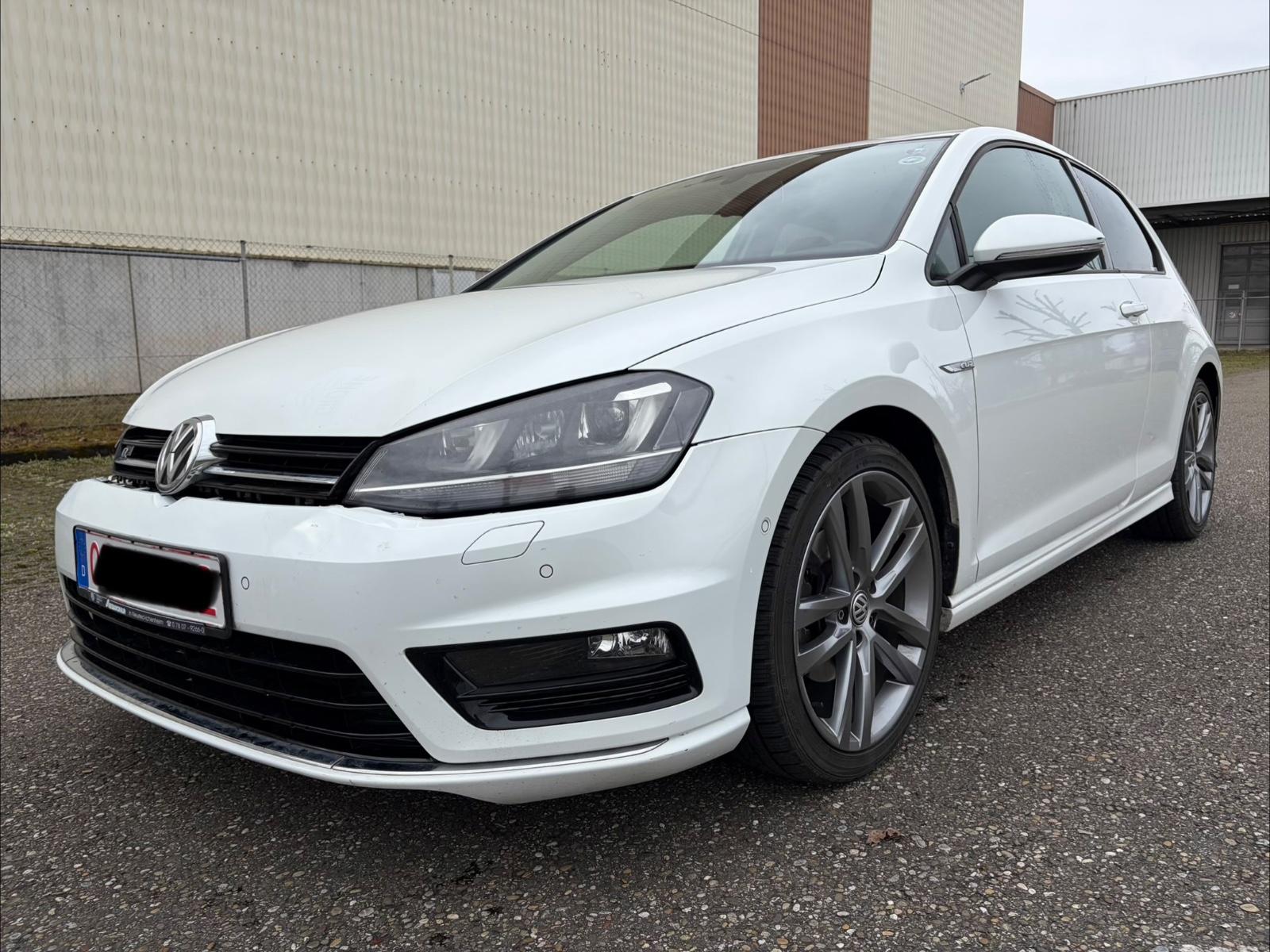 Volkswagen Golf VII Lim. Cup BMT, R-LINE, 1. HAND, 18 Zoll