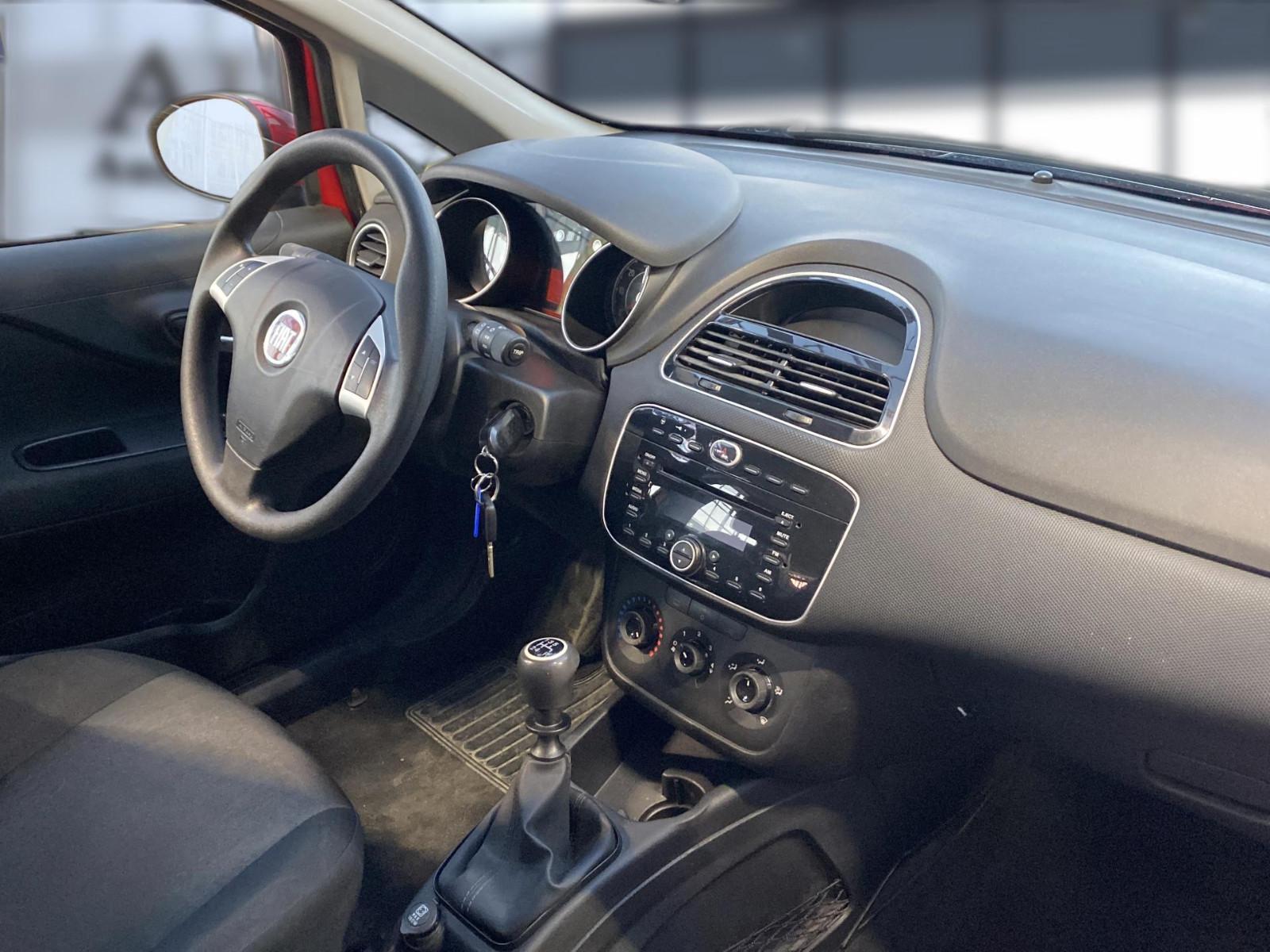 Fiat Punto 1.2 B.  Street Euro 6