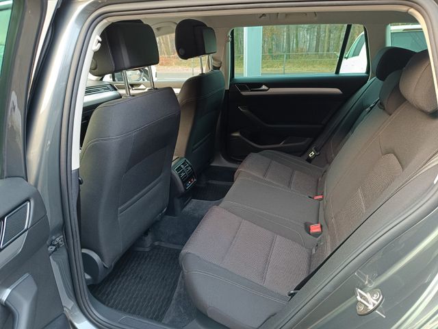 Passat Variant 2.0 TDI*LED*ACC*Navi*Ergo*3-Zonen
