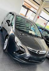 Opel Zafira 2016 - Opel Zafira von privat