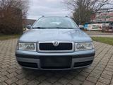 Skoda Octavia 4X4 1.9TDI Combi*AHK*6GANG*K... - Skoda Octavia aus 2005 mit Diesel-Antrieb