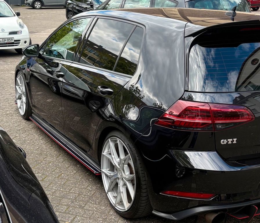 Image of Volkswagen Golf