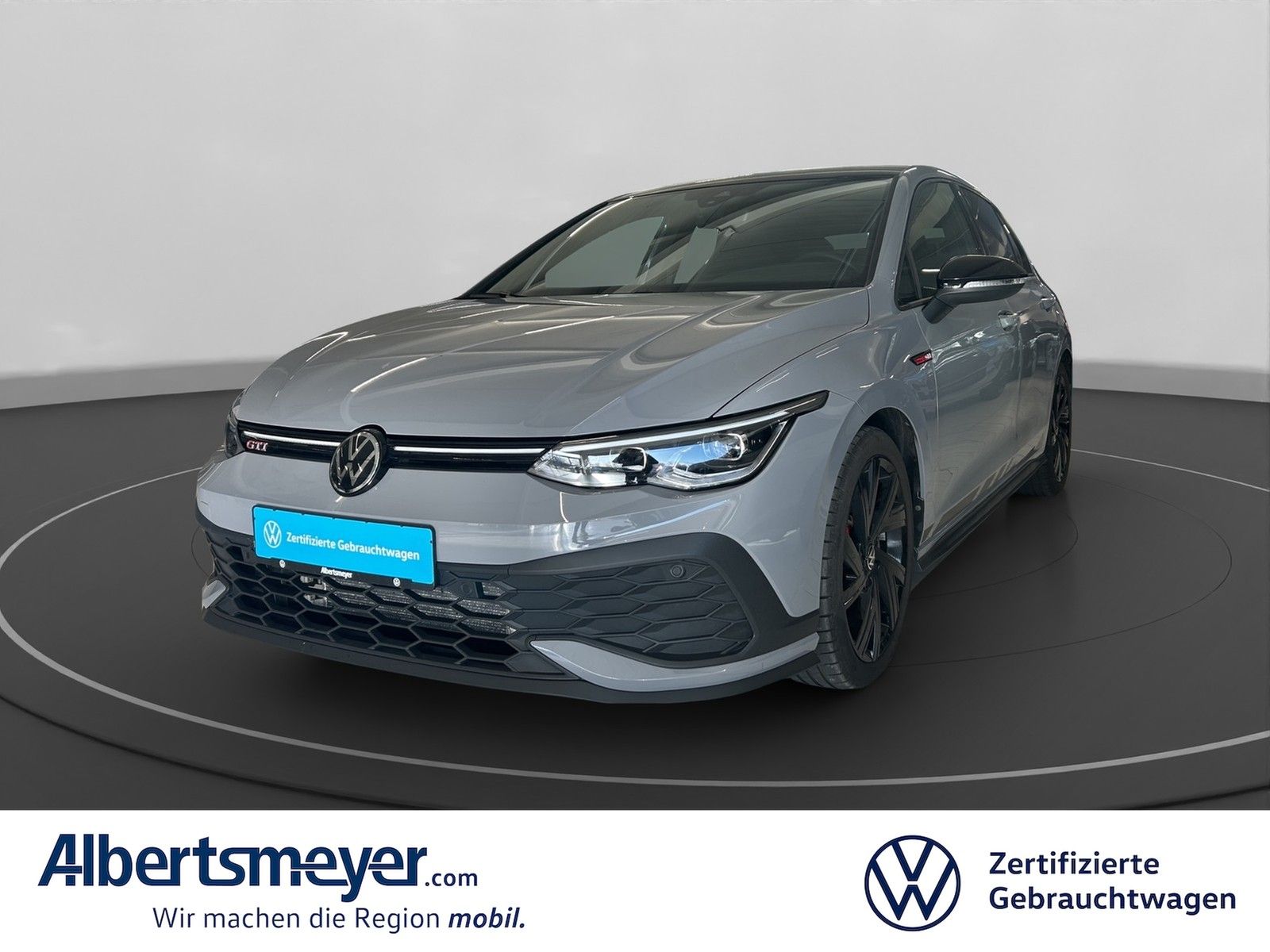 Volkswagen Golf VIII GTI Clubsport 2.0 TSI DSG BLACK NAVI foto 1
