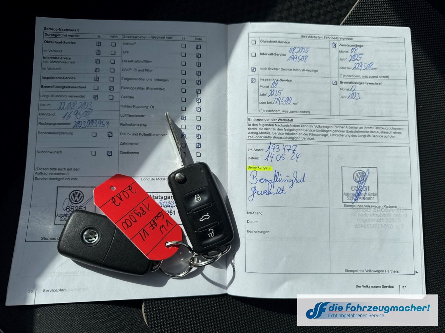 Fahrzeugabbildung Volkswagen Golf Plus VI Trendline Dyn. Kurvenlicht *EXPORT