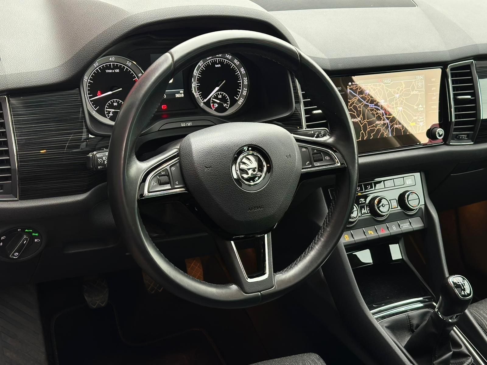 SKODA Kodiaq 1.4TSI STYLE 4x4* LED#SHZ#SH#AHK#PANO#KEY - Image 24