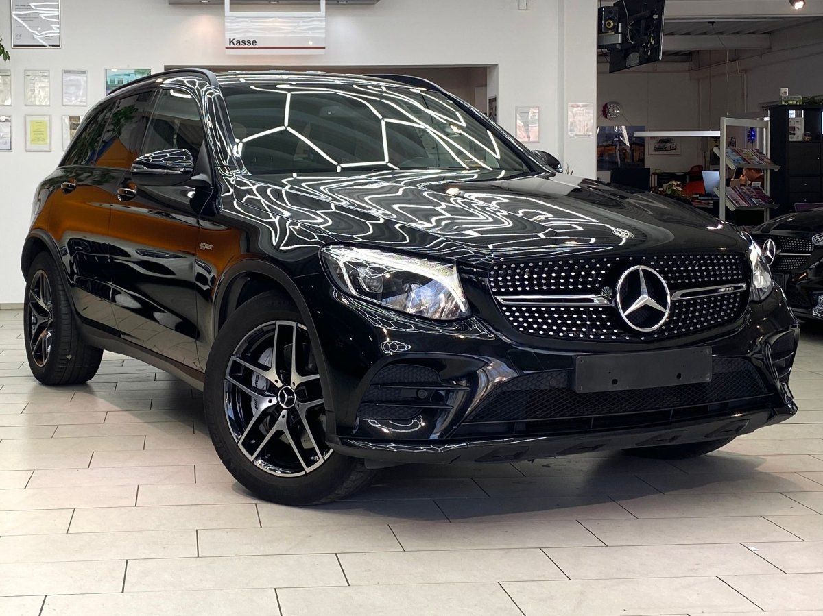 MERCEDES-BENZ GLC 43 AMG Sportpaket 4Matic Night Paket Navi Ru
