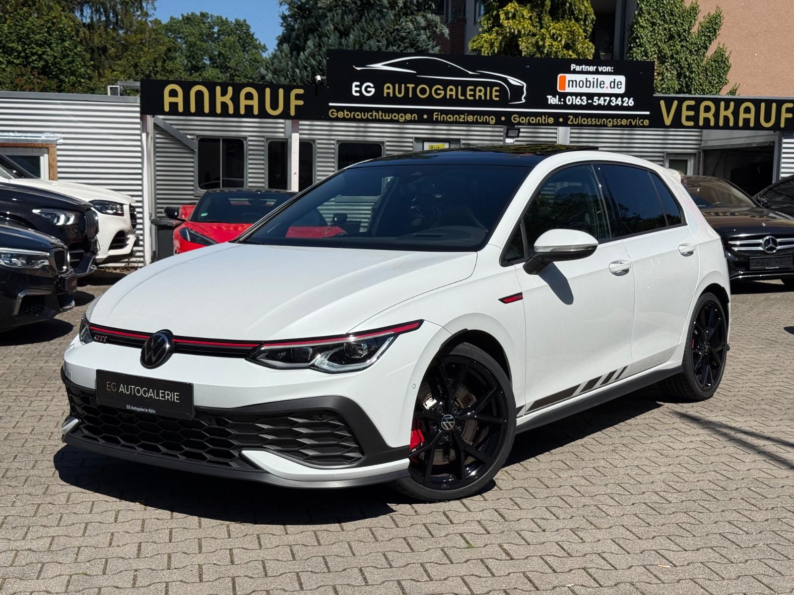 Volkswagen Golf VIII Lim. GTI Clubsport Akrapovic Pano Lede