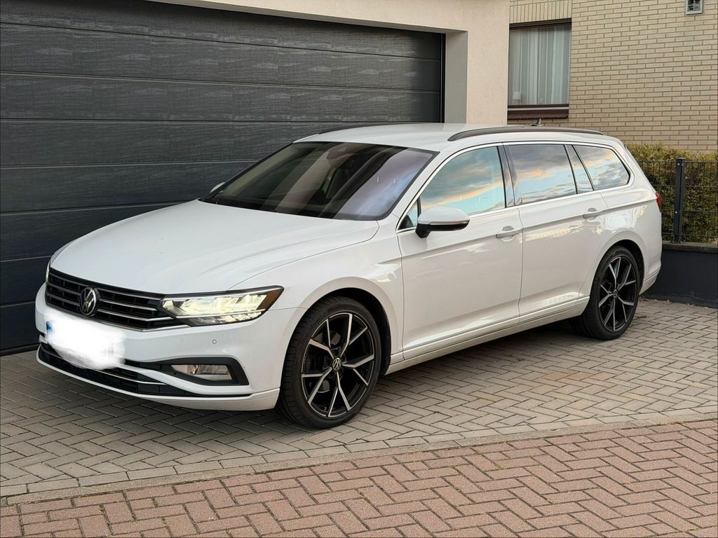 Image of Volkswagen Passat