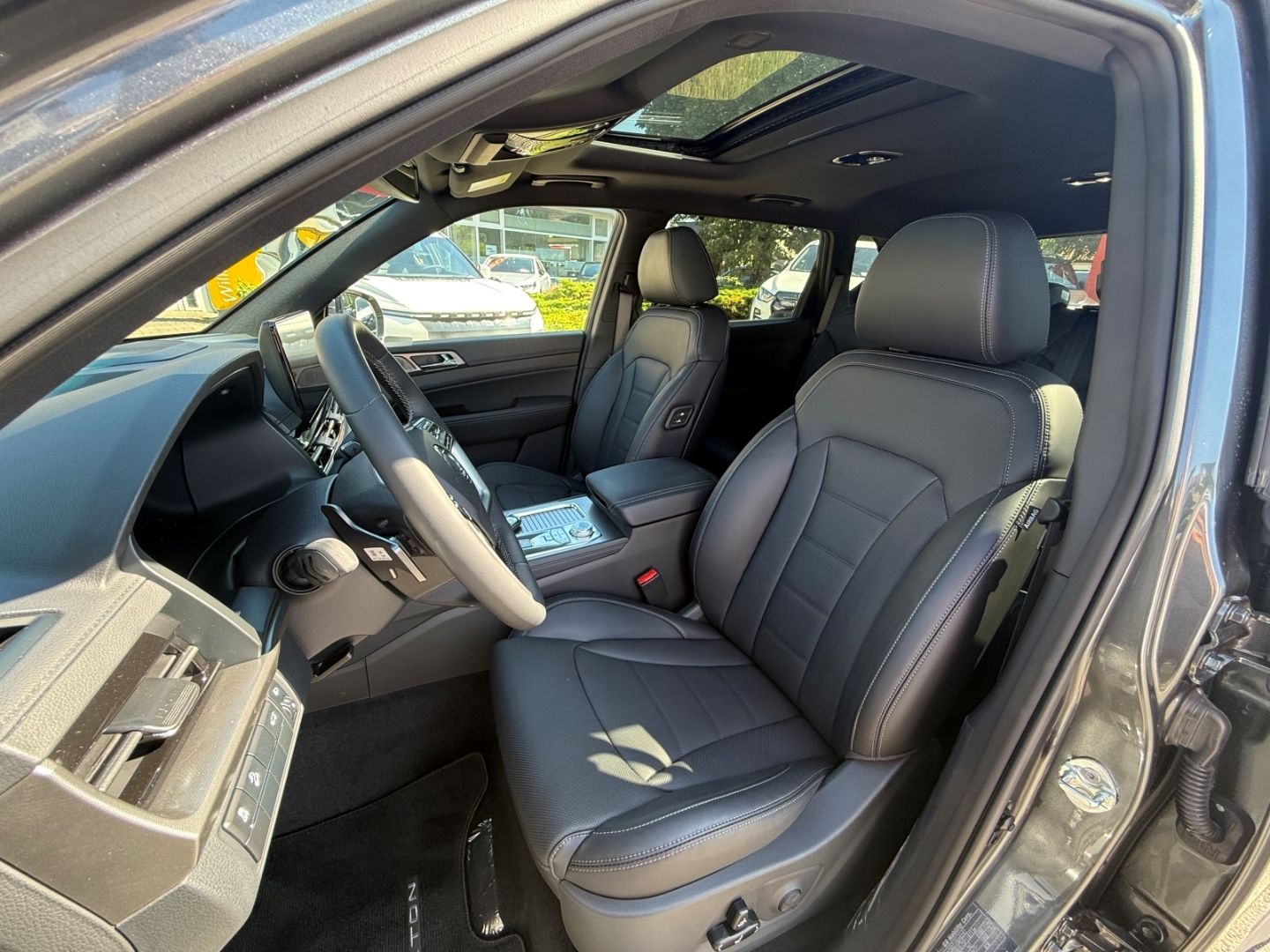 Fahrzeugabbildung KGM Rexton Lux 2.2 4WD Leder 360 Kamera