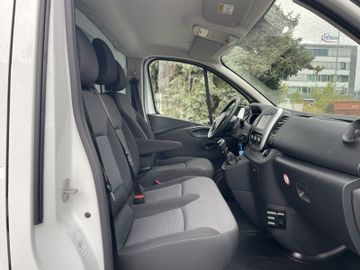 Renault Trafic - 9