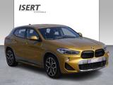 BMW X2 xDrive20d M Sport X A. +HUD+H&K+RFK+LED+ - mit Diesel-Antrieb: Gold, Geländewagen