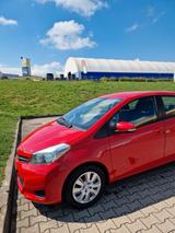 Toyota Yaris 1,0-l-Dual-VVT-i Life - Toyota Yaris von privat