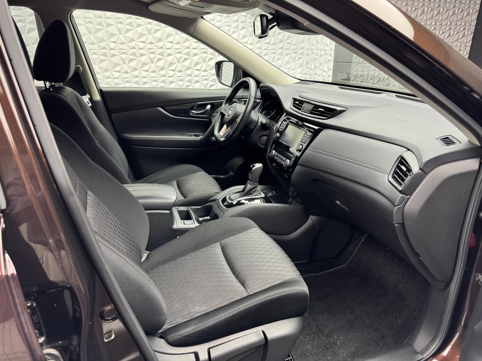 Fahrzeugabbildung Nissan X-Trail 1.3 DIG-T/N-CONNECTA/PANO/AHK/DSG/1.HAND