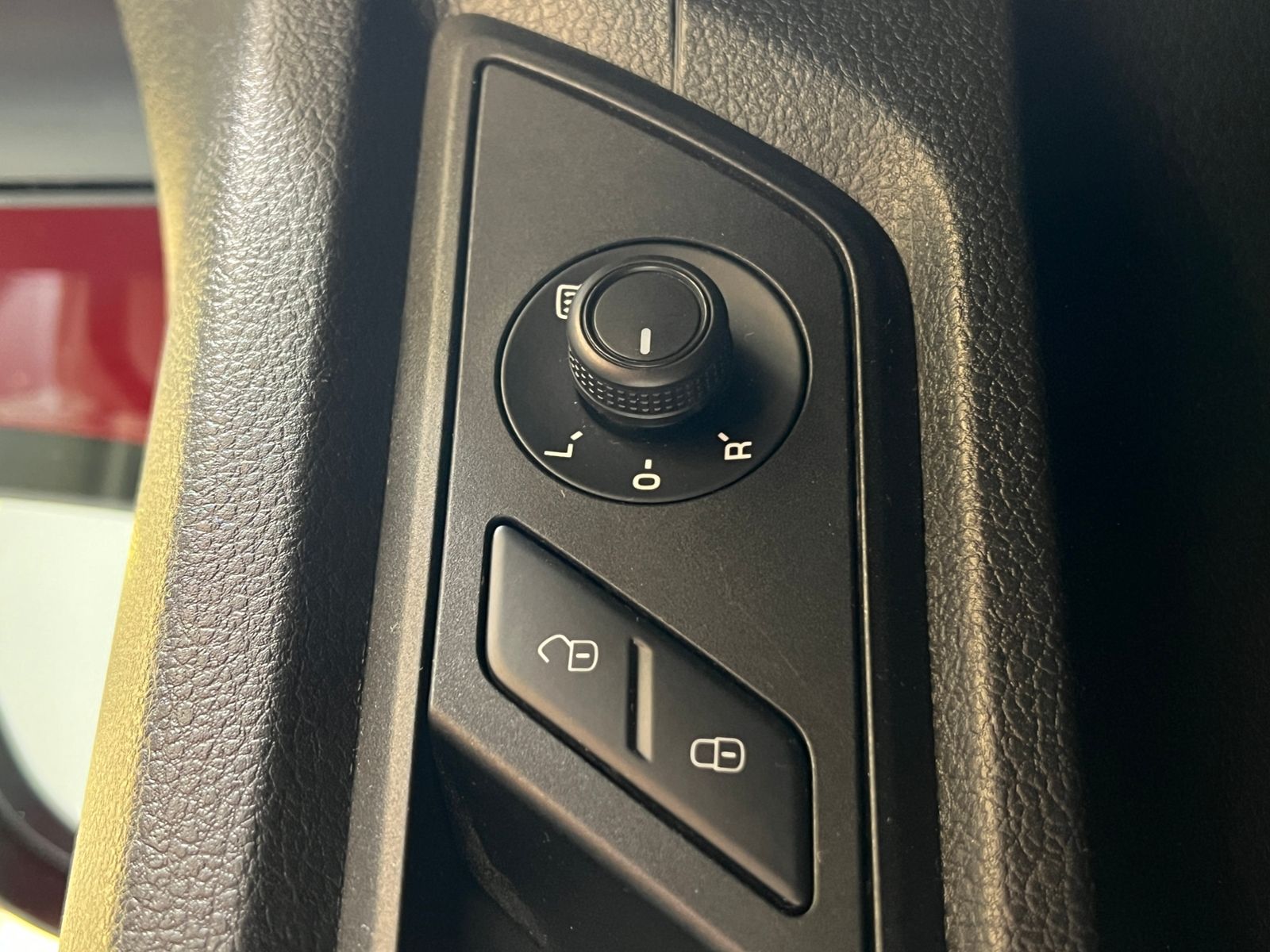 Fahrzeugabbildung Volkswagen Caddy Trendline 1.4 TSI *AHK, Navi, Klima, Sitzh