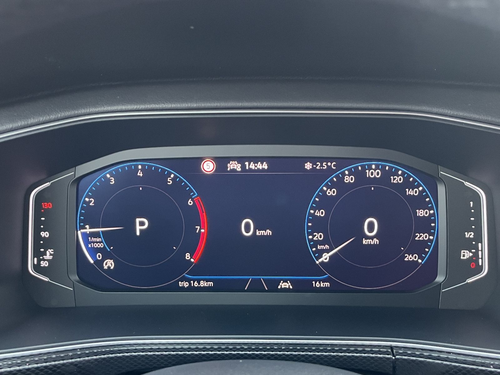 Volkswagen T-Cross - Bild 13