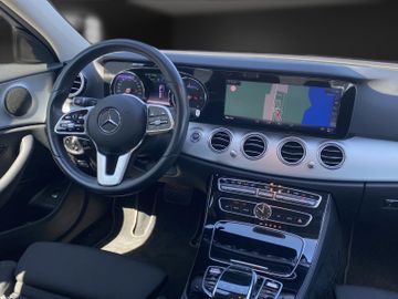 Mercedes E 300 - 10