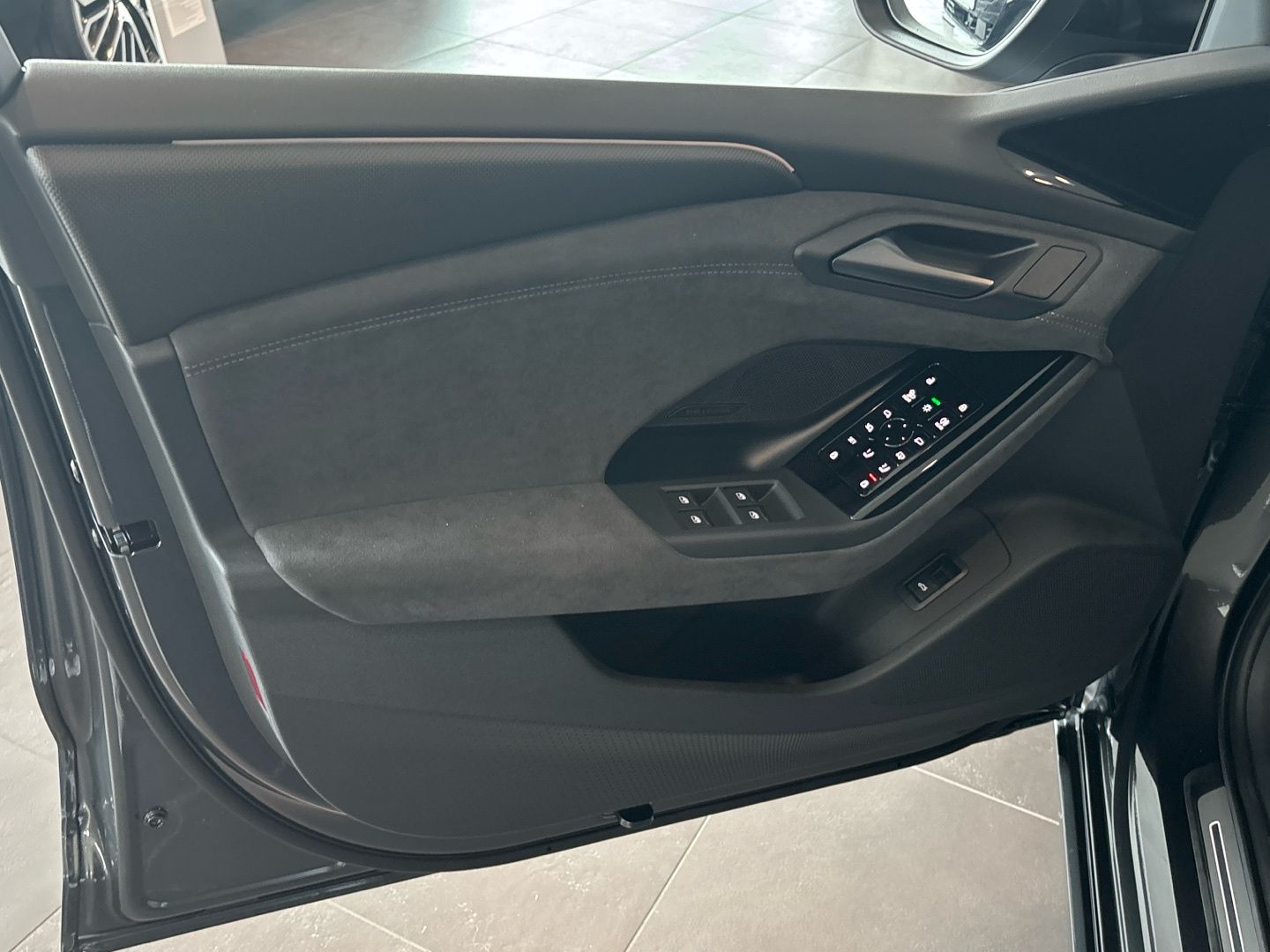 Audi A6 e-tron - Bild 12