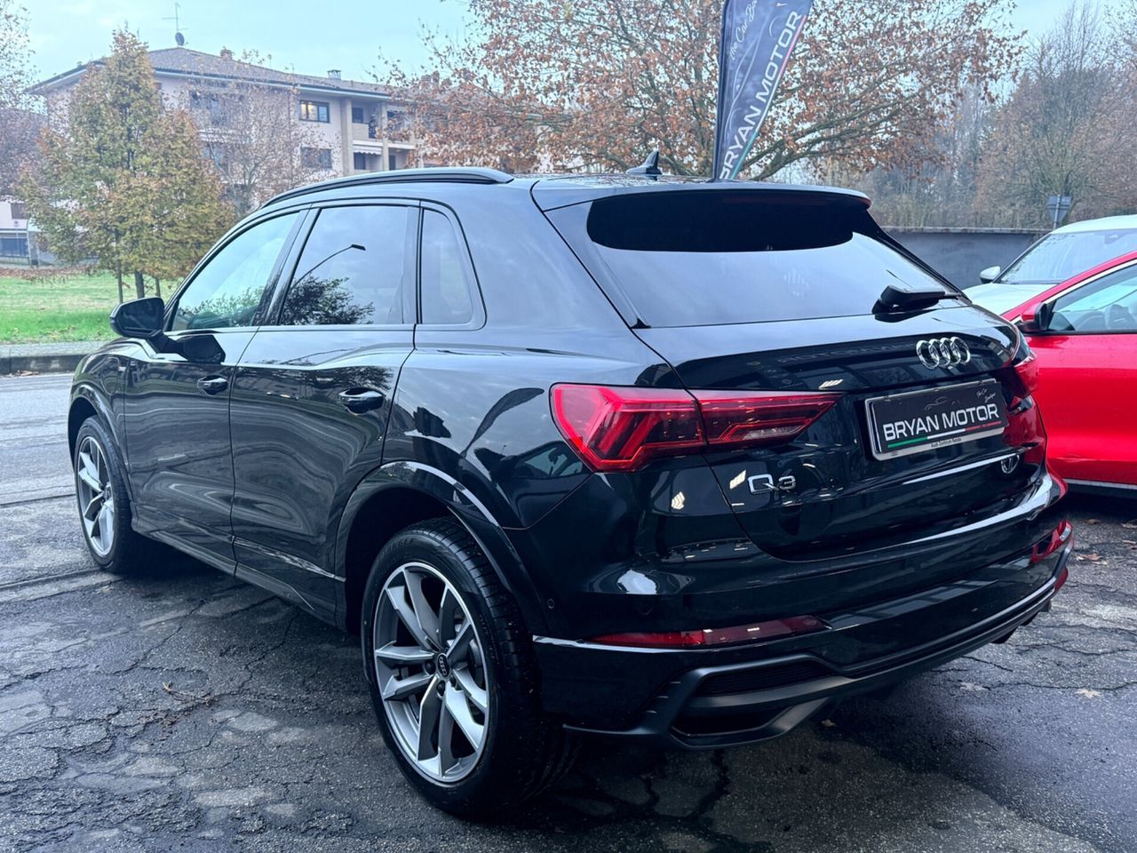 Audi Q3 45 TFSI e S tronic line edition imagem 2