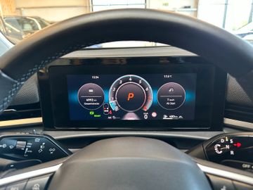 Volkswagen T-Roc *1.HAND*19%*LKHZ*ACC*CARPLAY*MASSAGE*CAM
