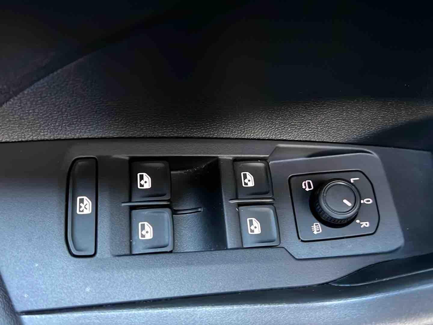 Volkswagen T-Cross Life *LED, App,SHZ,ACC,Virt.Cockpit,LM*, миниатюра 15