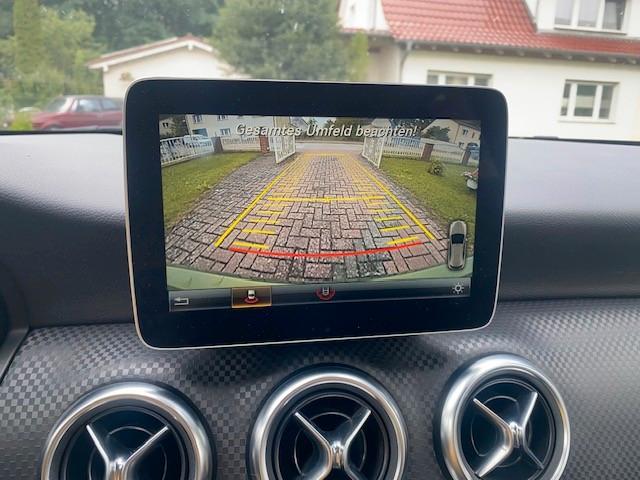 Mercedes-Benz A 180 Urban TÜV Insp. Reifen neu Navi Kamera ra 