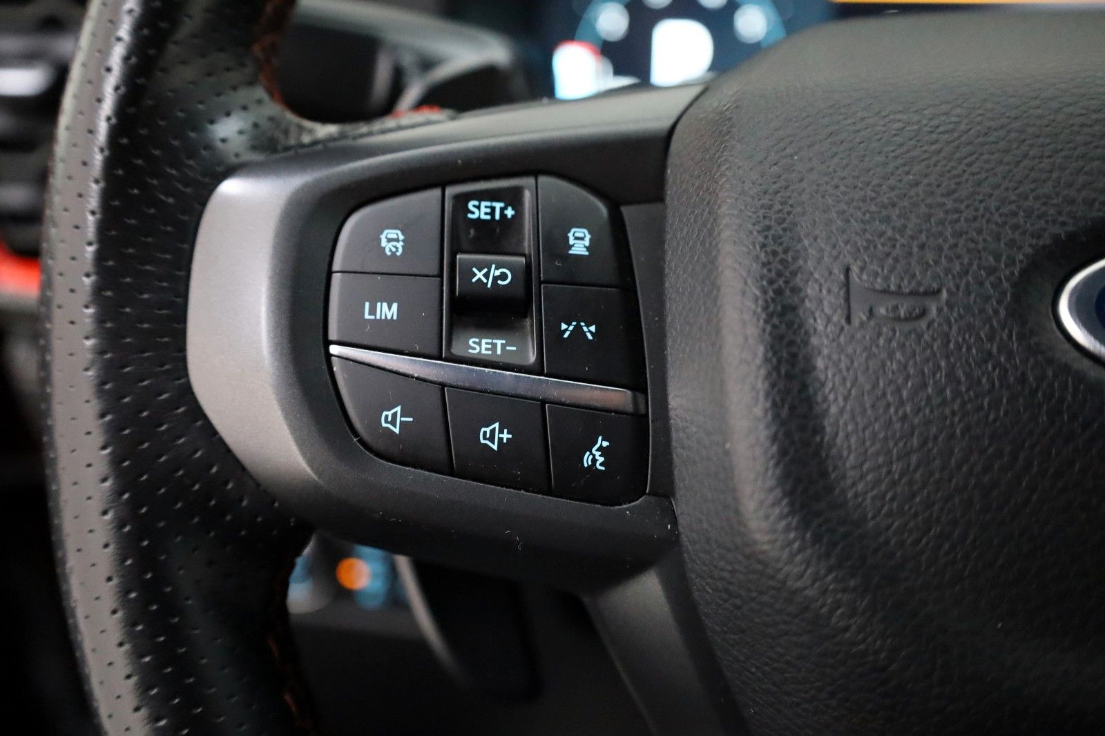 Fahrzeugabbildung Ford Ranger Raptor e-4WD,Raptor-Pak,ACC,el.Rollo,AHK