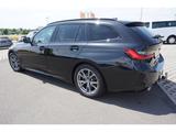 BMW 320 i-Tour. M Sport|AHK|HUD|LED|Navi|Sihz|Memory - BMW 320: 320i M Sport