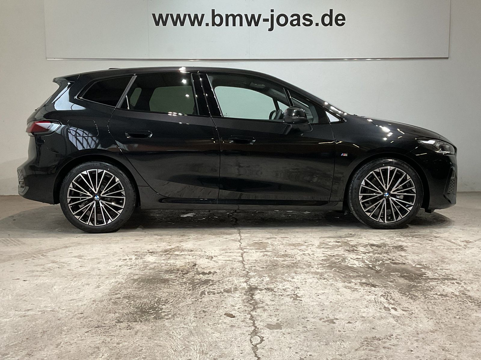 Fahrzeugabbildung BMW 218d Active Tourer M Sportpaket Head-Up HK HiFi