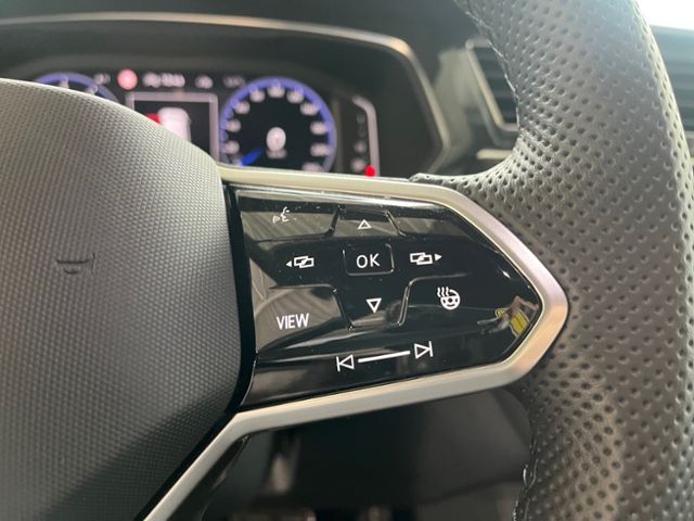 Fahrzeugabbildung Volkswagen Tiguan Allspace 2.0 TSI DSG R-LINE AHK PANO KAME