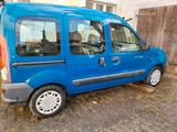 Renault Kangoo mit Rollstuhlrampe im Heck - gebrauchte Renault Kangoo aus dem Jahr 2001
