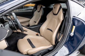 صورة 8 لـ 2021 Ferrari ROMA