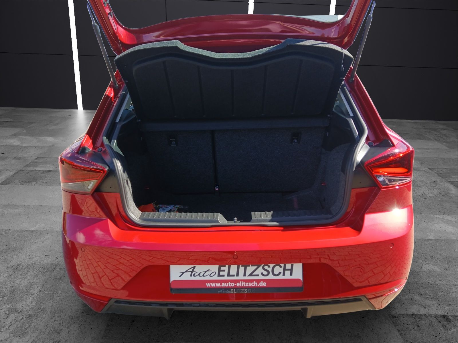 Fahrzeugabbildung SEAT Ibiza 1.0 TSI Style, LED