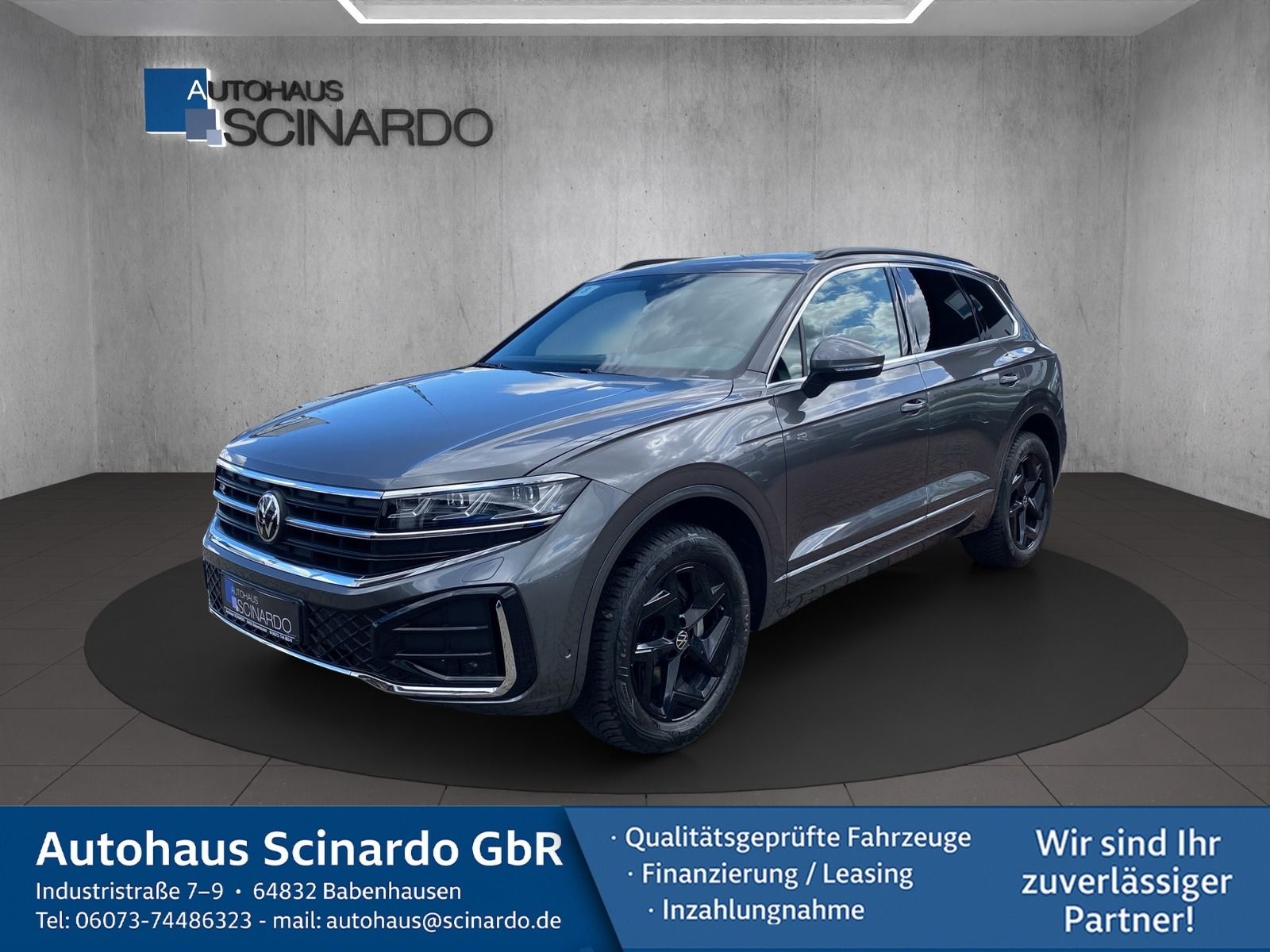 VW Touareg 3.0TDI V6 4Motion R-Line PANO/NAVI/ACC/