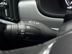 VOLVO V90 Pro T4 Mom.Pro Leder Navi LED ACC Kam.