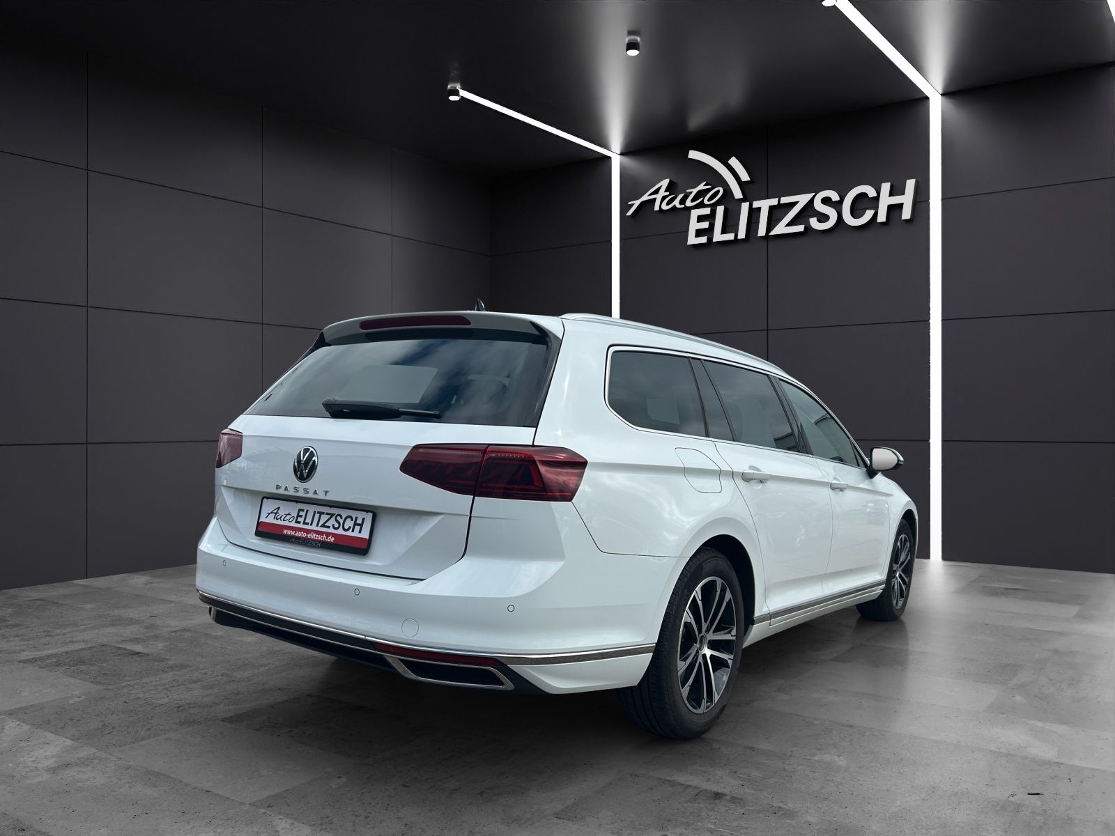 Fahrzeugabbildung Volkswagen Passat Variant Elegance TDI DSG IQ.Light ACC AHK