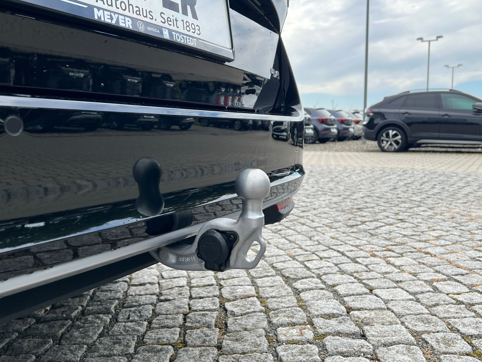 Fahrzeugabbildung SKODA Superb Combi L&K 2.0 TDI DSG 4x4 *AHK, Matrix-LE