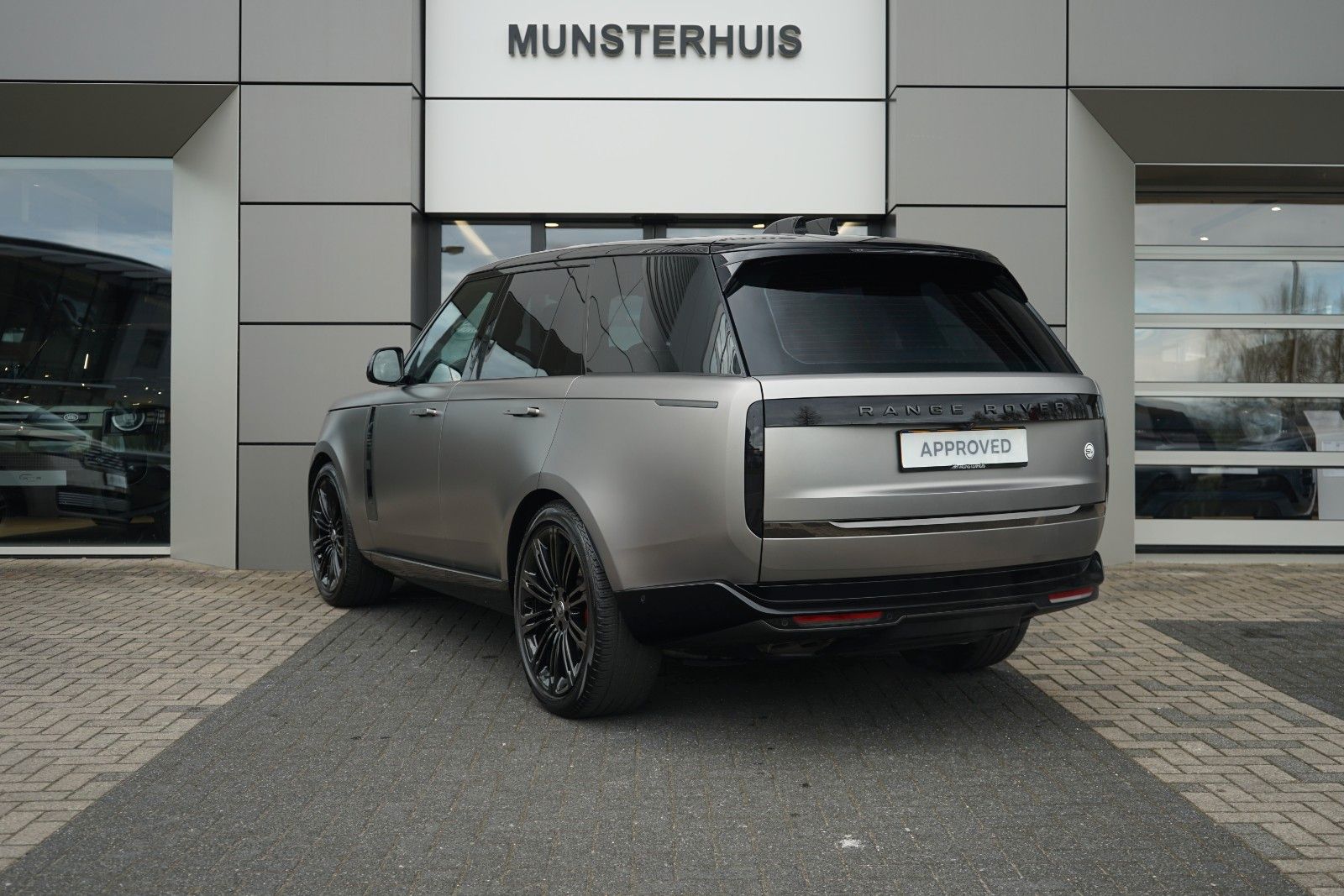 Land Rover Range Rover SV imagem 2